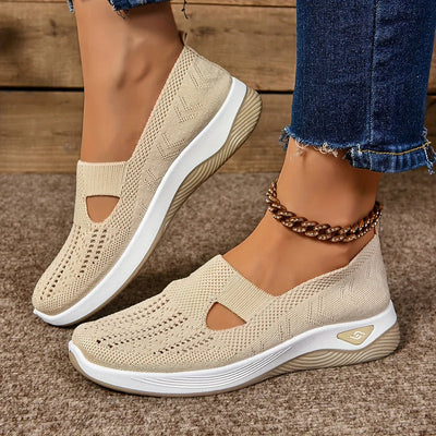 Comfortable RelaxFit Walking Shoes