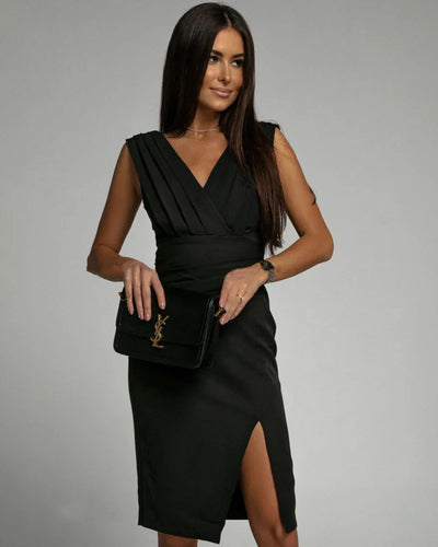 Anan | Fitted Dress with V-Neckline and Slit