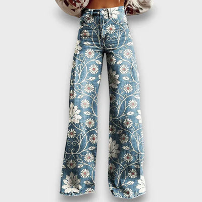 Tavira – Statement Jeans with Wild Print