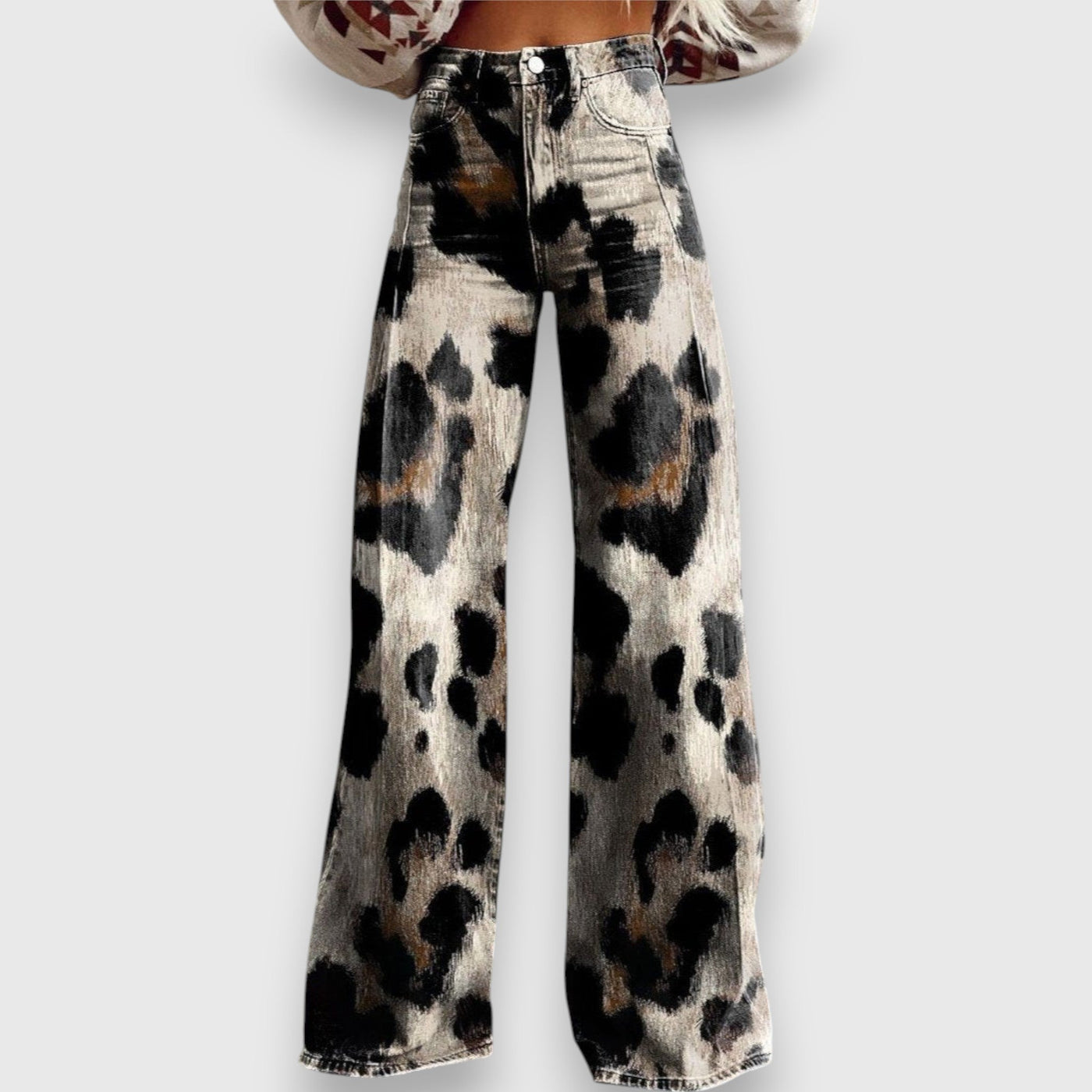 Tavira – Statement Jeans with Wild Print