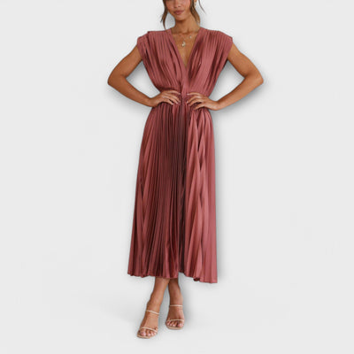 Maria - Stylish Pleated Dress