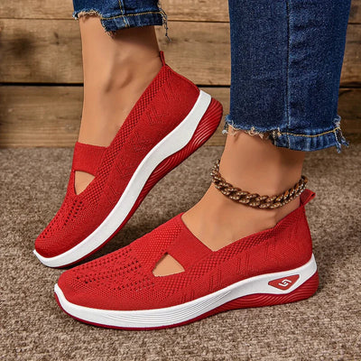 Comfortable RelaxFit Walking Shoes